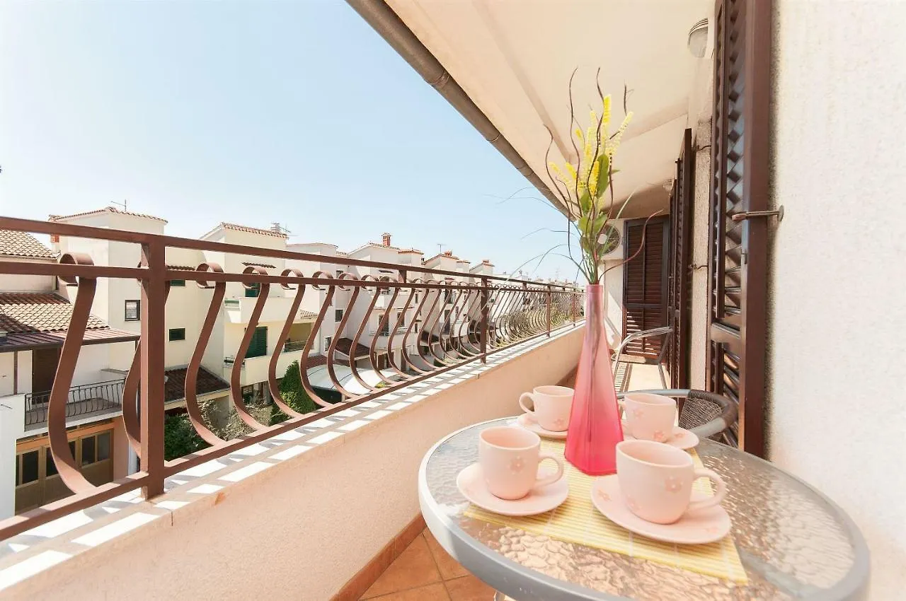 Apartments Luciana Rovinj 0*,  Croatia
